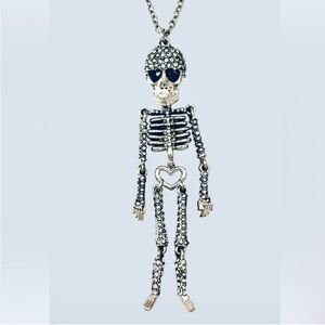 Betsey Johnson SKELETON PENDANT
NECKLACE CRYSTAL NWT